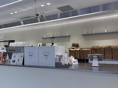 -M Stand (广州白云五号店)