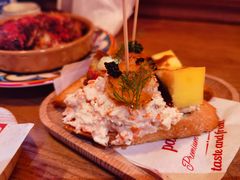 三文鱼蟹肉卷-tapas by dos cielos西班牙餐厅(重庆光环购物公园店)