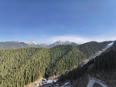 -丝绸之路山地度假区滑雪场