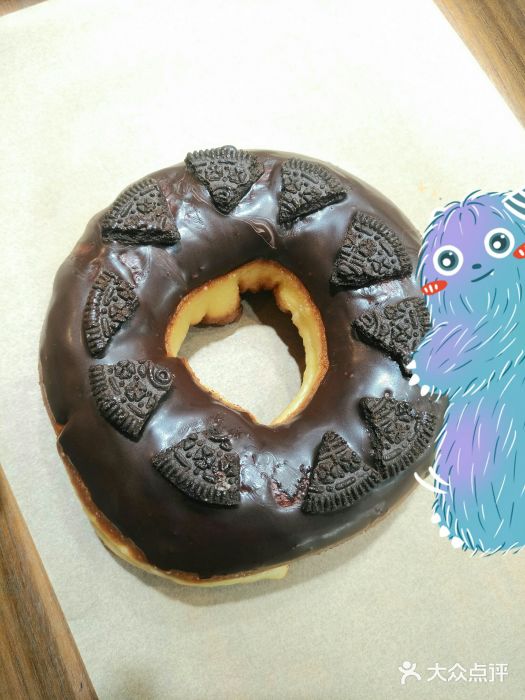 红跑车coffee(狮山名门店)奥利奥甜甜圈图片