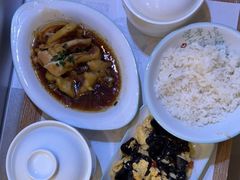 -老乡鸡(上海白玉兰广场店)