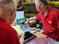 -詹爷爷乌节路街头冰淇淋