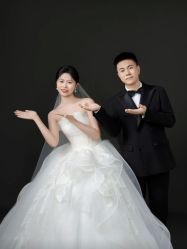 -雅云婚纱摄影工作室旗舰店