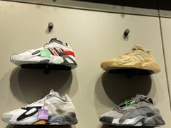 -adidas(印象城购物中心店)