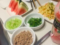 -海底捞火锅鲜切牛肉主题店(长寿路店)