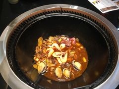 -锅来乐地锅鸡(安亭店)
