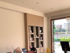 -汉庭(南京五塘广场地铁站店)
