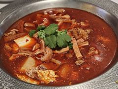 -古乐牛香•鲜牛肉牛杂火锅(系马桩总店)