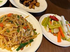 -肆海小川菜酒馆Wine Bistro (青年路店)