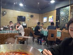大堂-昱龙大盆牛蛙馆(三兴街总店)