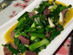 大蒜炒牛肉-得意楼蒸菜馆