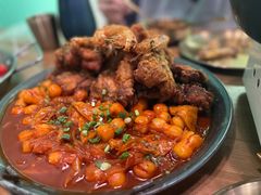 必点炸鸡翅配年糕-HOTISLAND海鸡岛·韩国料理(江南西店)