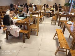 -乡土特色.冷锅鱼.牦牛肉汤锅