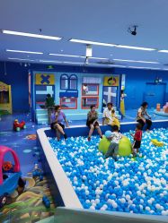 -孩子王童乐园(马群店)