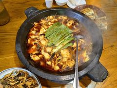 -都江堰石锅鱼