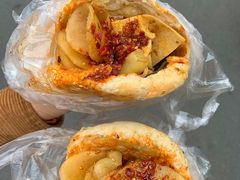 -老鼓楼麻辣烫夹馍