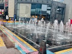 -HIHE Bistro·Oyster Bar(华熙live店)