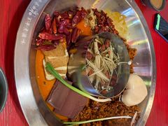 -谭鸭血老火锅(漳州路店)