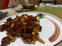 慢火烧雪花牛肉-尚一汤 广东炖汤(金桥国际店)