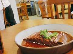 -e公馆鹅肉饭店·潮汕卤鹅(西平店)
