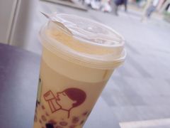 -喜茶(上海打浦桥日月光gelato lab+店)