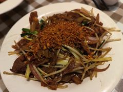 招牌干炒牛河-新大咀港式茶餐厅(宝山万达店)