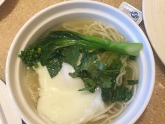 -亮马河饭店翠雅咖啡厅