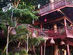 -卷心菜和避孕套餐厅(Pattaya)