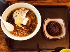红烧狮子头-谷沙屋面铺