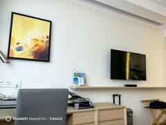 -上海虹桥君丽假日酒店(娄山关路地铁站店)