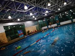 -浚涛游泳培训(江汉路店)