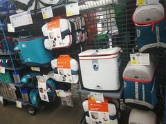 -迪卡侬(西华店)