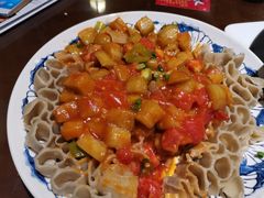 西红柿茄子浇汁莜面-东口码头·烧鸽子·鱼头泡饼·地方菜(金鹰悦城店)