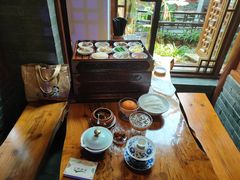 -香麒园·过桥米线·南湖雅宴