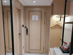 -维也纳国际酒店·长沙世界之窗月湖公园地铁站店
