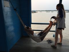 -洞里萨湖