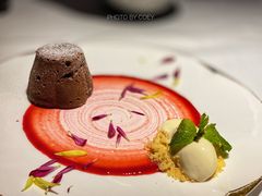 榛子巧克力熔芯蛋糕配雪糕-燃扒房Steakhouse(皇庭店)