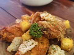 咸蛋黄鸡翅-小食院简餐厅