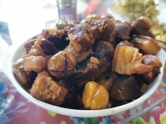 栗子焖肉-何适山庄 ·可团建(水长城P2停车场店)