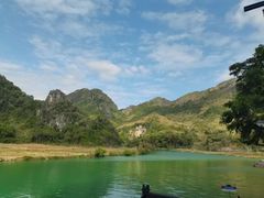 -巴马水晶宫