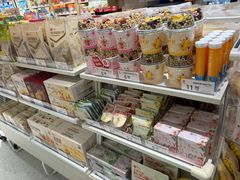 -良品铺子(宝安天虹购物中心店)
