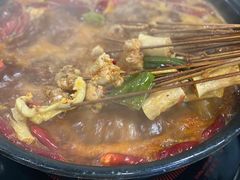 -灌县老妈砂锅串串香(万科红生活广场店)