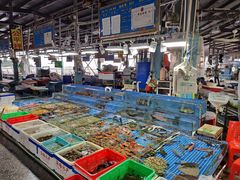 -霞涌市场海鲜摆卖区