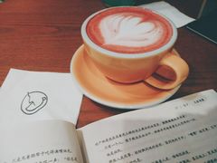 -新华里咖啡书吧(新华书店小寨店)