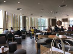 大堂-星巴克(夏日百货店)