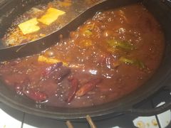 -瓜西西重庆火锅(花溪店)