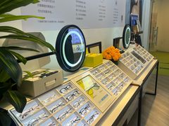 -天空之镜眼镜店蔡司依视路配镜授权零售店(望京颐堤港店)