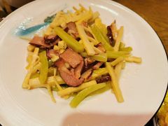 笋炒腊肉-赵记煎饼卷大葱(东岳店)