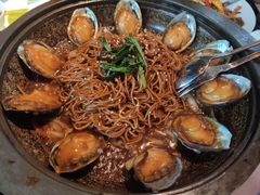 葱香鲍鱼捞面-夜上海(新天地店)