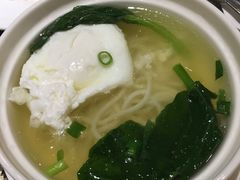 -亮马河饭店翠雅咖啡厅